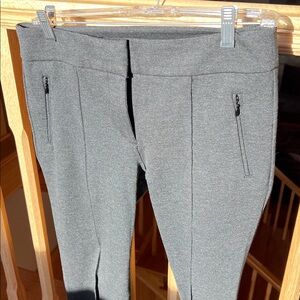 LOFT Gray Skinny Fall / Winter Dress Pants w/ Seam Detail and Zippered Pockets